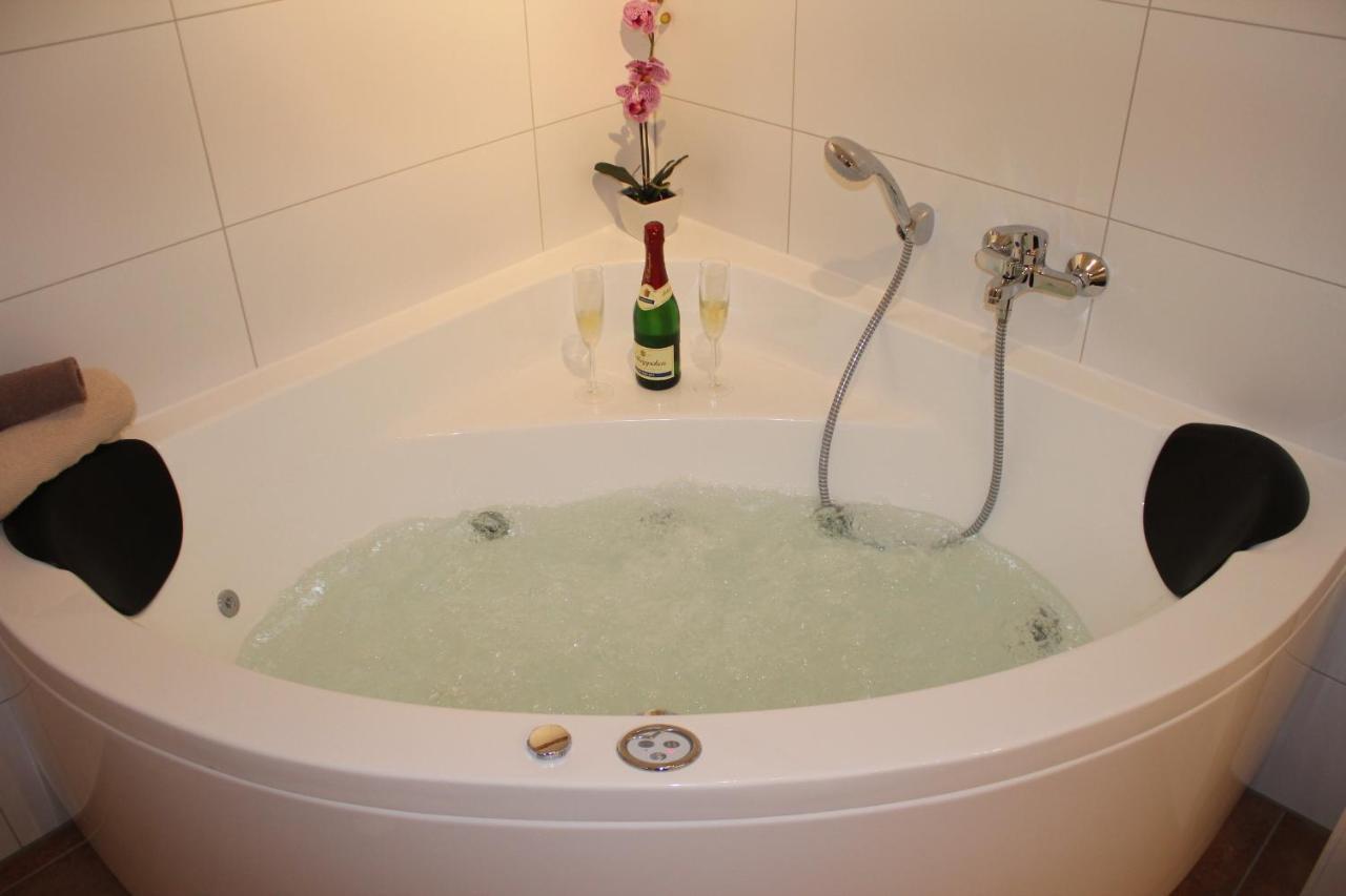 5*Ferienwohnung Seeblick 2 Wendisch Rietz Bagian luar foto
